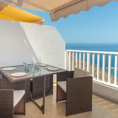 Amadores Vistas Al Mar Y Piscina Wifi Ii By Lightbooking