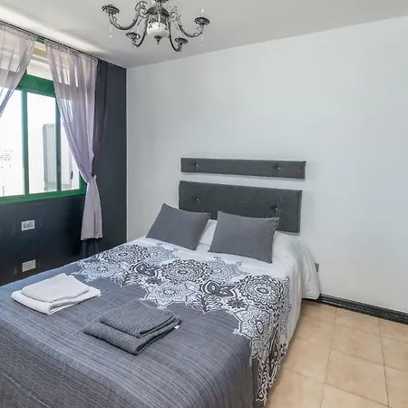 Appartement Amadores Vistas Al Mar Y Piscina Wifi Ii By Lightbooking